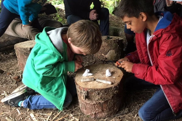 using strikers to make fire